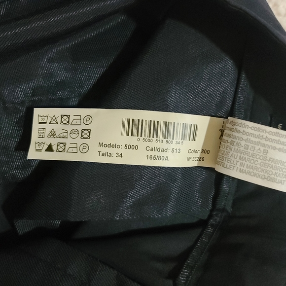 Massimo Dutti High-waist Pleated Black Trousers - Picture 6 of 8